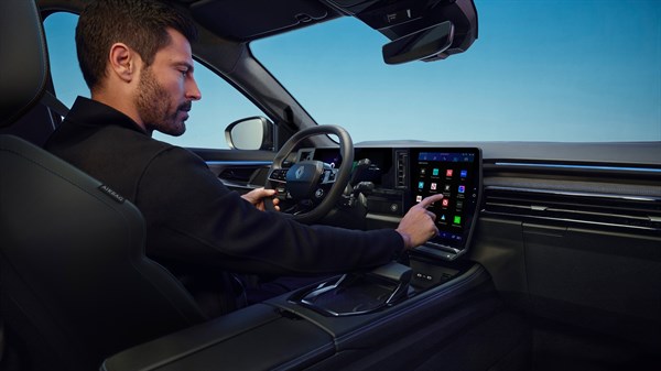 services connectés - professionnels - Renault Austral full hybrid E-Tech 